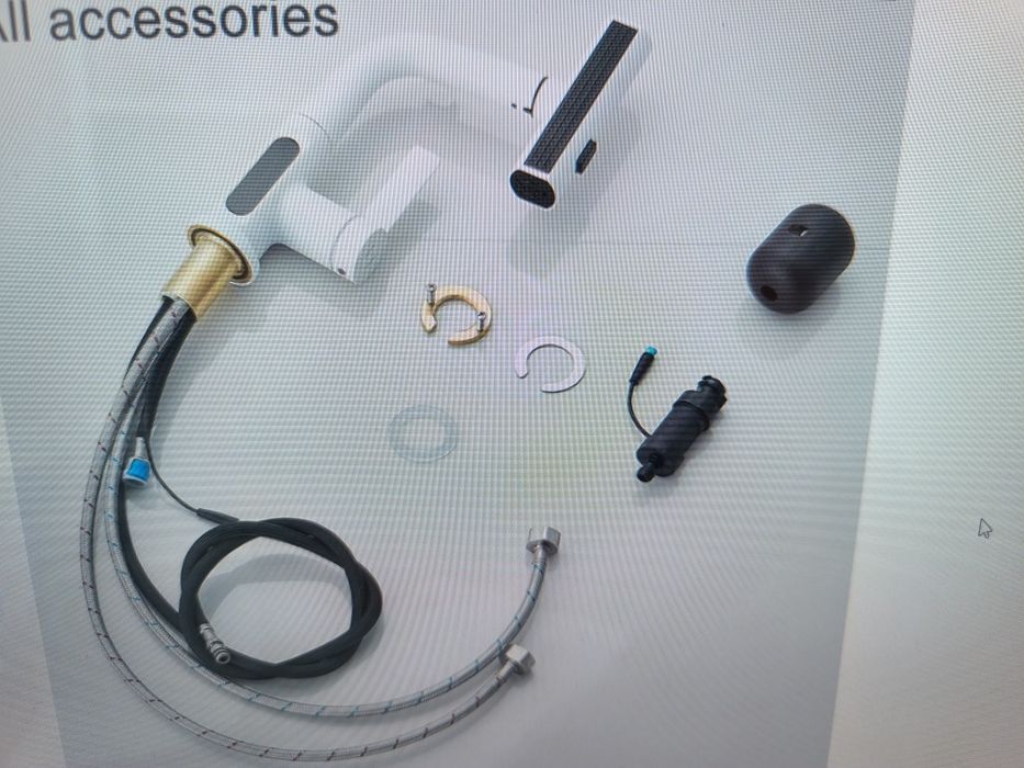 Смесител за баня/кухня с изтеглящ се кран и LED дисплей за температура