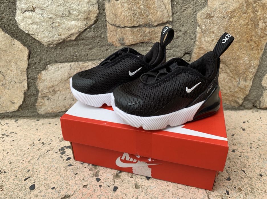 Nike Air Max 270