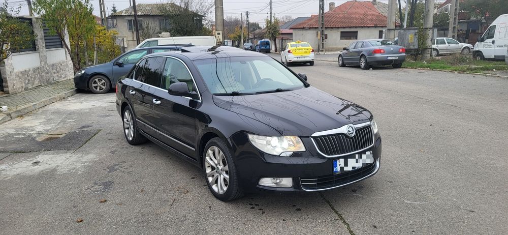 Skoda Superb II DSG/Navi/Trapă/Xenon