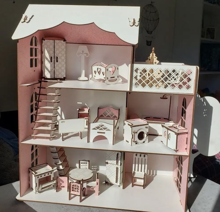 Дом для игр с иебелью