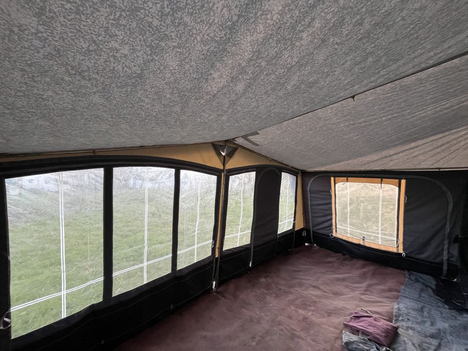 Cort rulota diferite dimensiuni partial sau total gonflabil sau otel