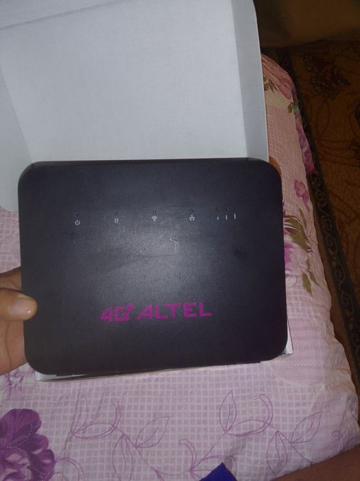 Продам домашний роутер!