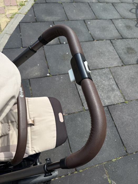 Cybex Balios S Lux 2024