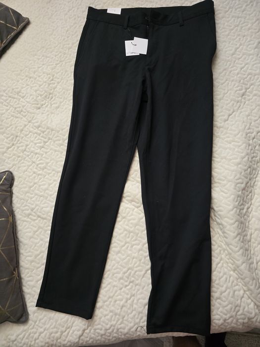 Pantaloni de stofa negri zara noi cu eticheta