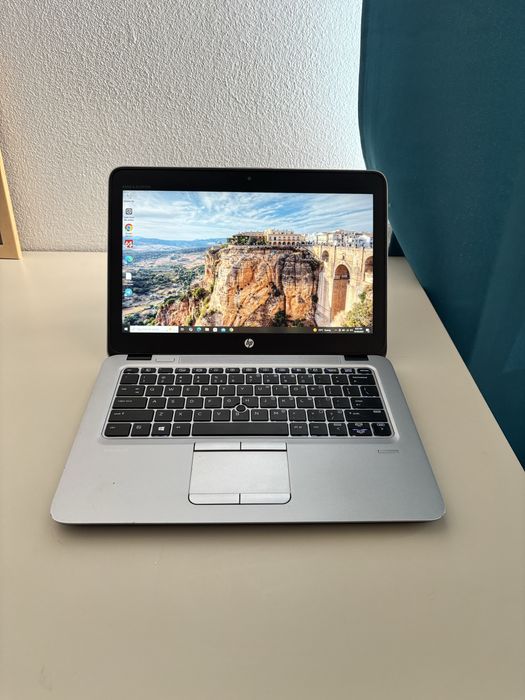 Laptop HP 12,5 inch•ideal diagnoza auto/service•i5-6th gen•bateria 5h