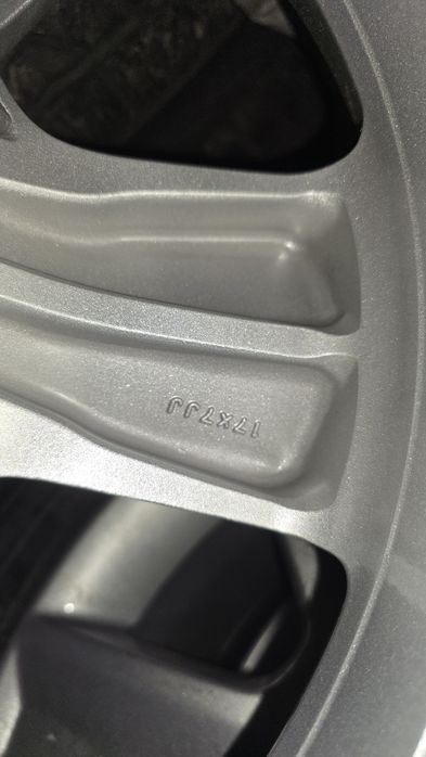 Продам диски r17 5x100
