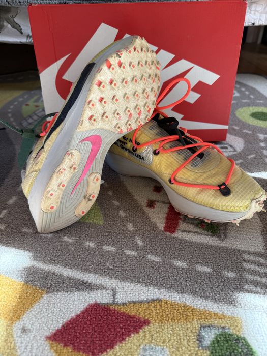 Дамски маратонки Nike