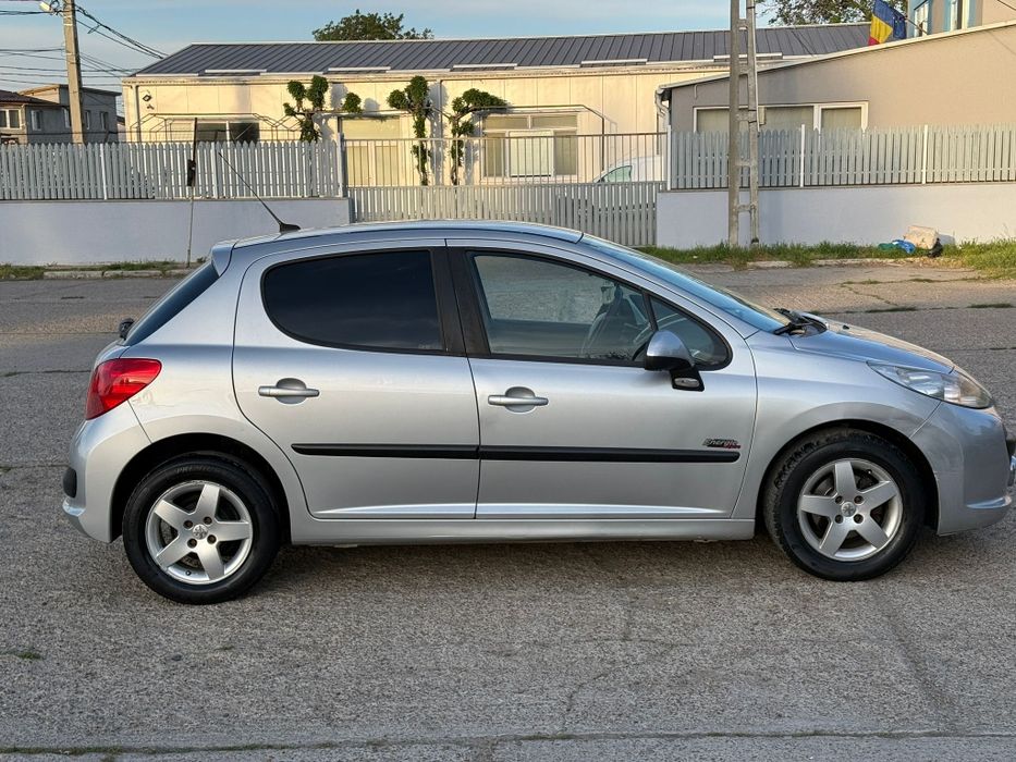 Peugeot 207 Facelift 2010 GPL