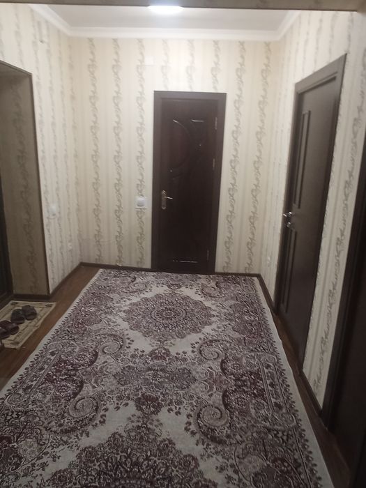 Сергели мошина бозор оркасида 2хоналик квартира арендага