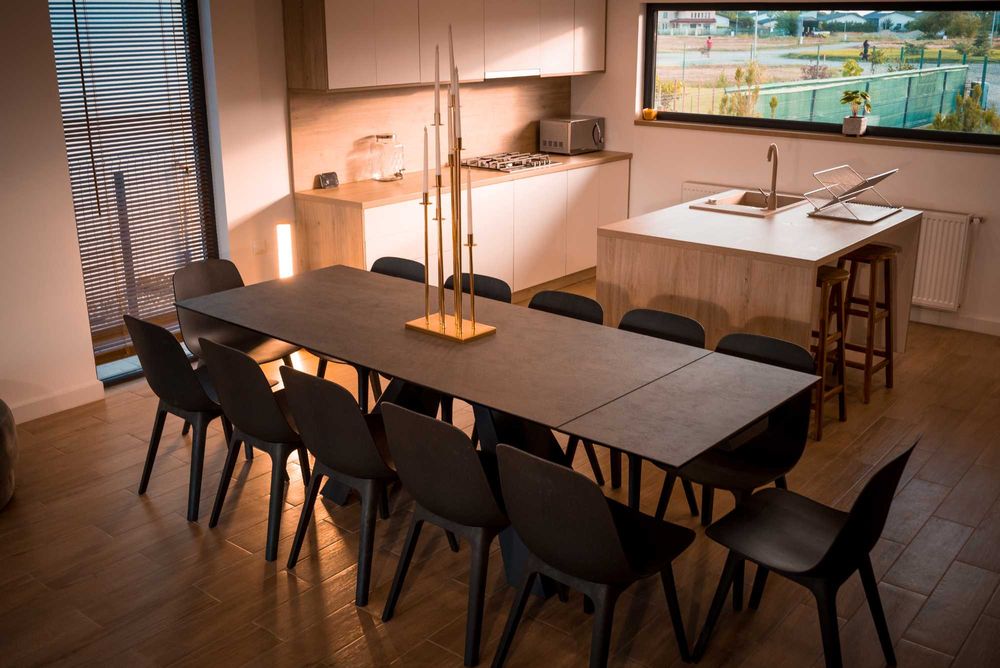 Inchiriere Villa/Casa regim hotelier sauna/jacuzzi/piscina casa petrecere