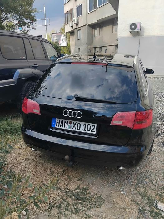 Автомобил Audi A6