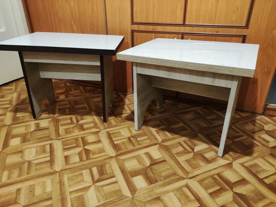 Столики детские или прикроватные