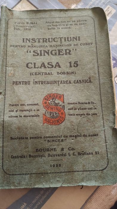 Masina de cusut Singer