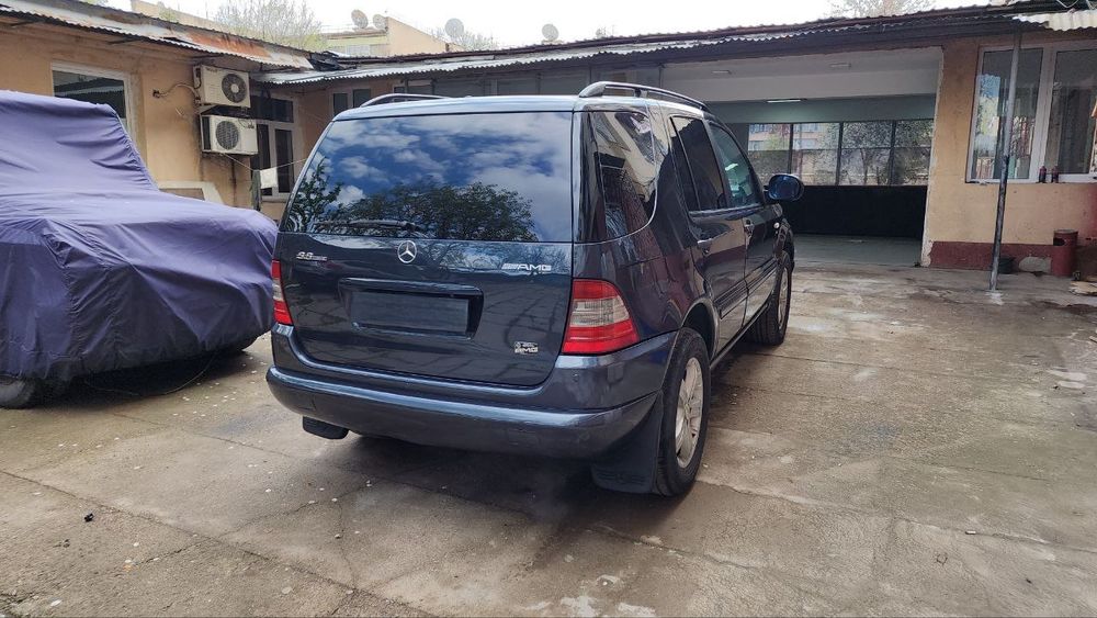 Mercedes benz ML320