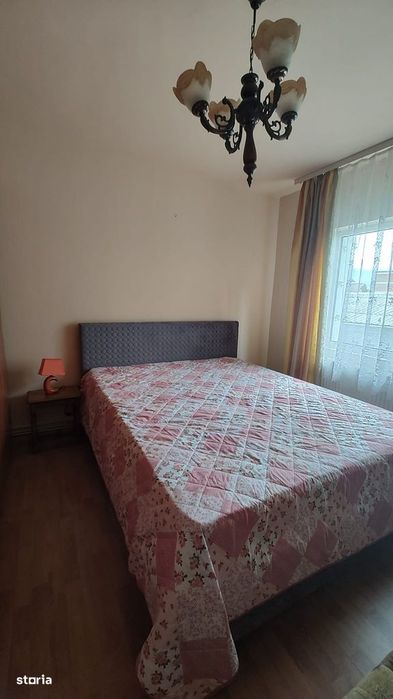 De vanzare apartament 2 camere,etajul1