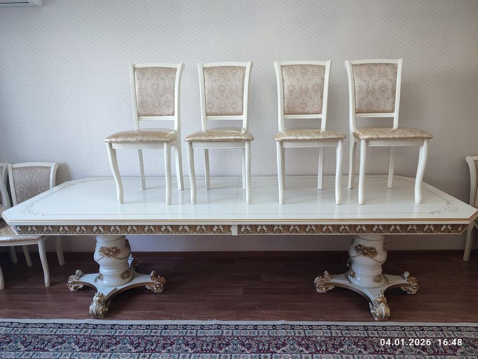 Продам стол со стульями