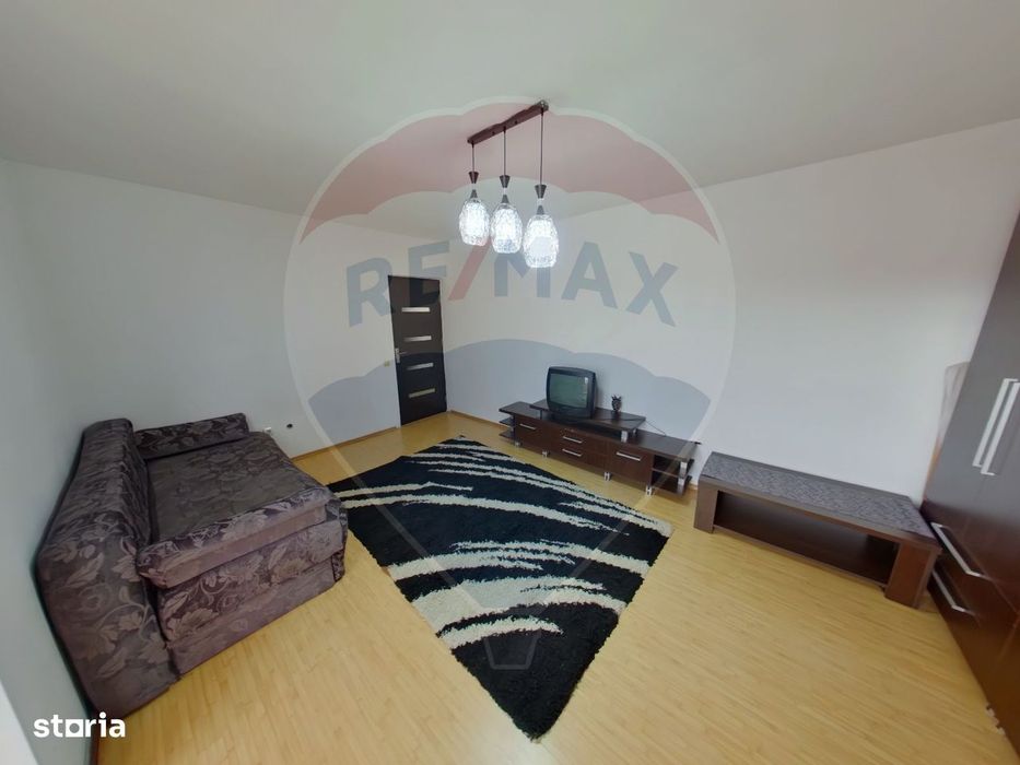 Apartament cu 2 camere și 2 balcoane – Zona Popa Lupu, Sighet