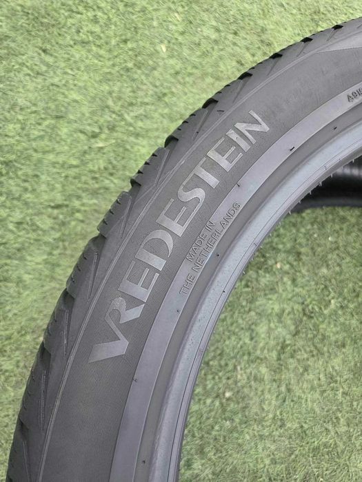 295 35 21 vredestein