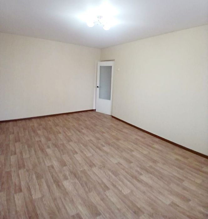 продам 1-ком. 38кв. гарышкер 2-этаж