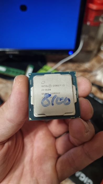 Оперативная память, SSD 256ГБ и процессор i3  8100
