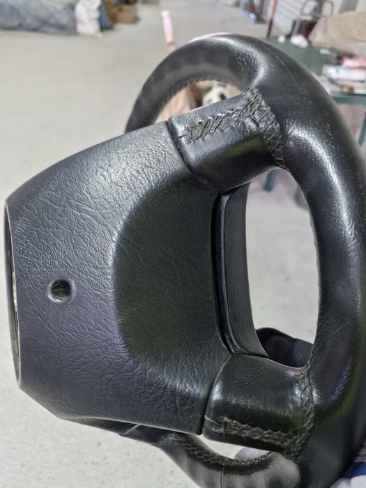 Волан Мерцедес 124  210  202