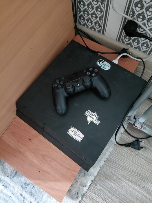Sony Плейстейшн 4