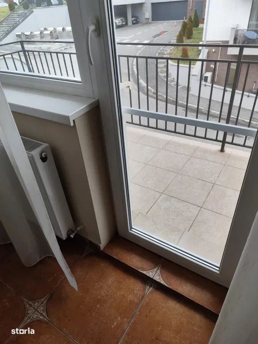 Apartament cu 3 camere, 61 mp, 2 parcari, zona Teilor