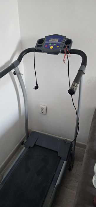 Беговая дорожка электрическая