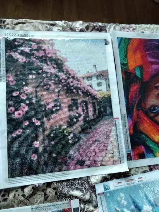 Tablouri artizanate făcute de mana