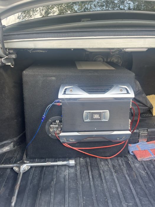 Сабвуфер JBL 1200W