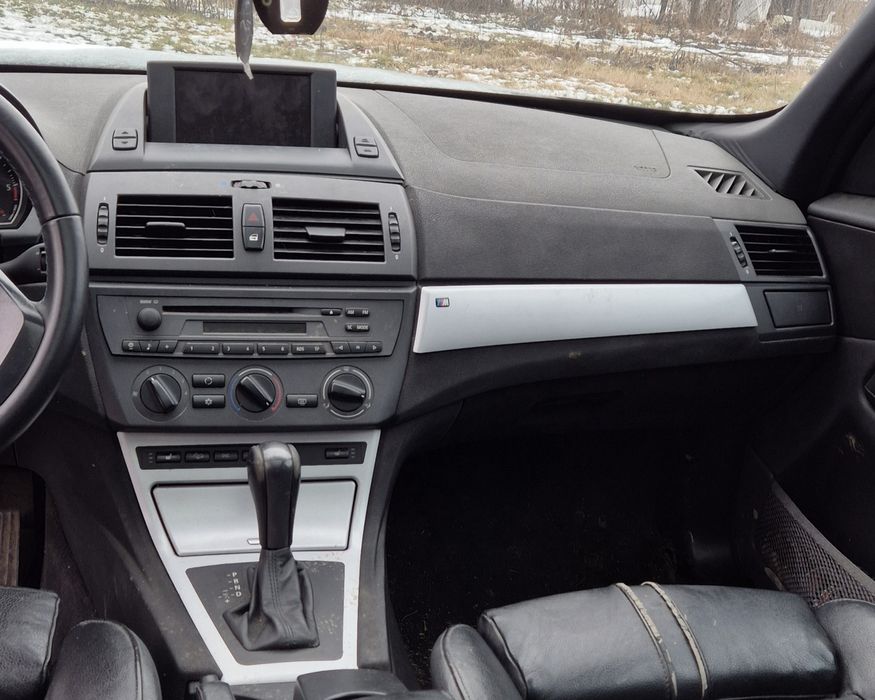 Plansa bord bmw x3 e83