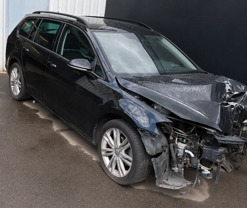 Vw Golf 7 TDI DSG на части Фолксваген Голф 7 ТДИ ДСГ части Кожен салон, навигация, печка Wbasto, Xenon,