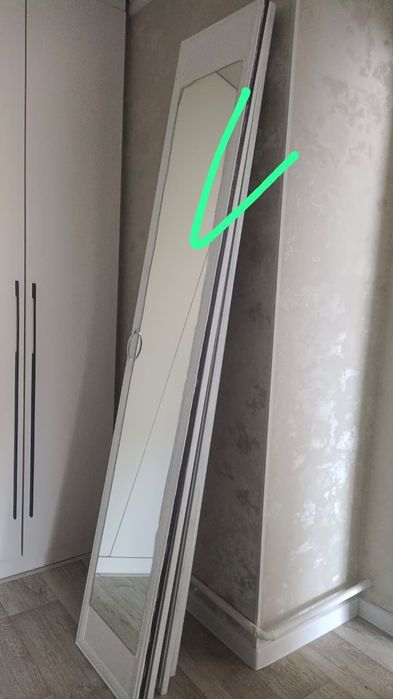 Двери с зеркалом, отдам даром