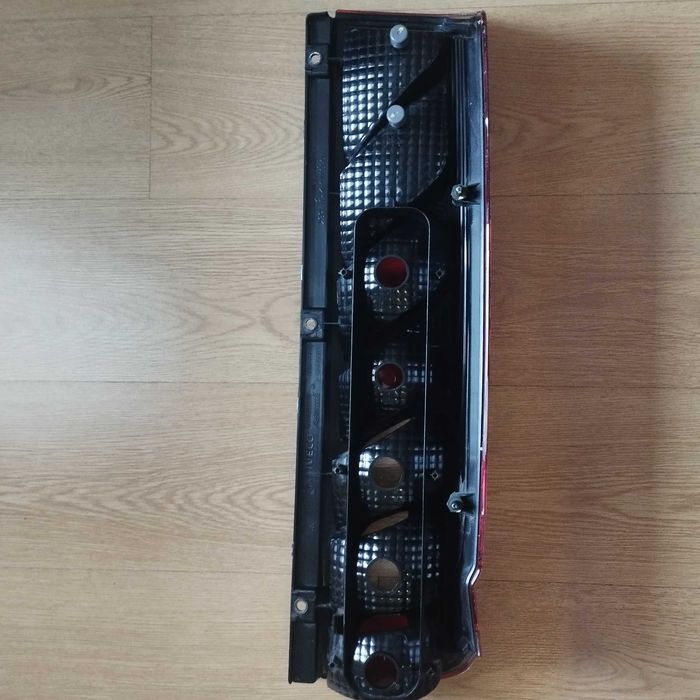 Ляв стоп за Iveco.