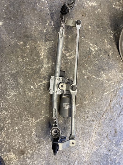 Моторче чистачки с рамена Бмв 3 серия Е90 2006г