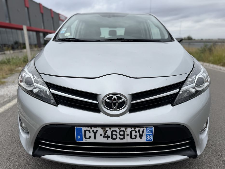 Toyota Verso 2.0 D-4D 126к.с FACELIFT / EXECUTIVE