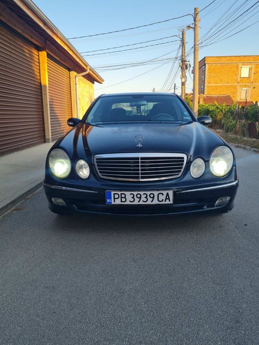 Mercedes Benz E270
