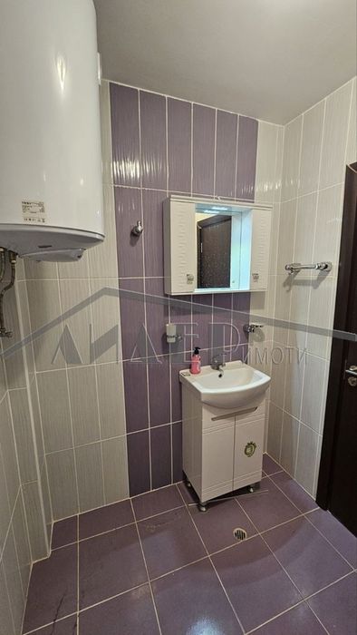 2-стаен до ц. "Св. Иван Рилски"