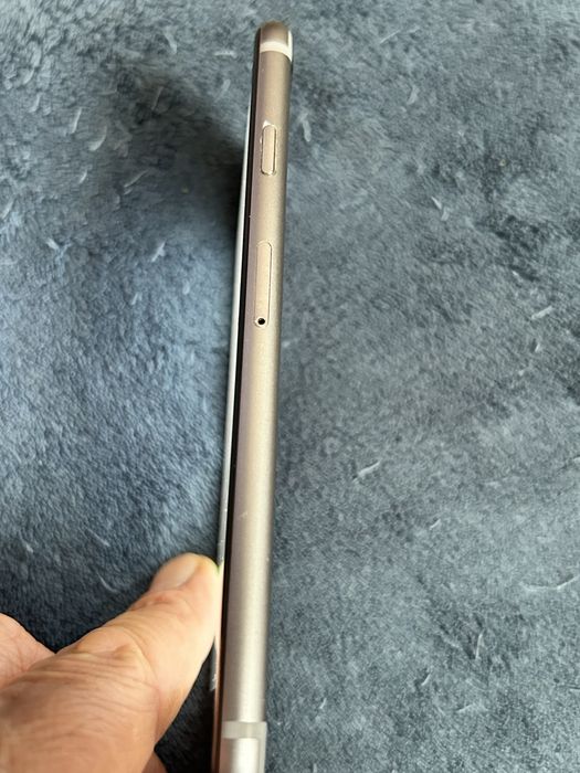 Vand - iPhone 6s , space gary ,128 gb , impecabil