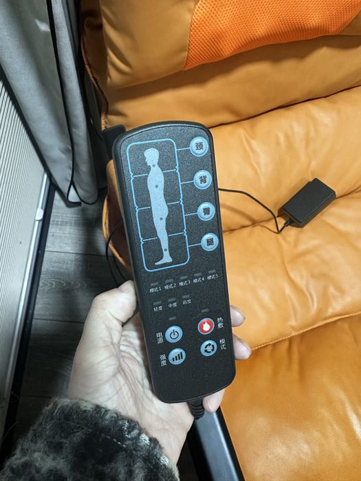 Массажное кресло