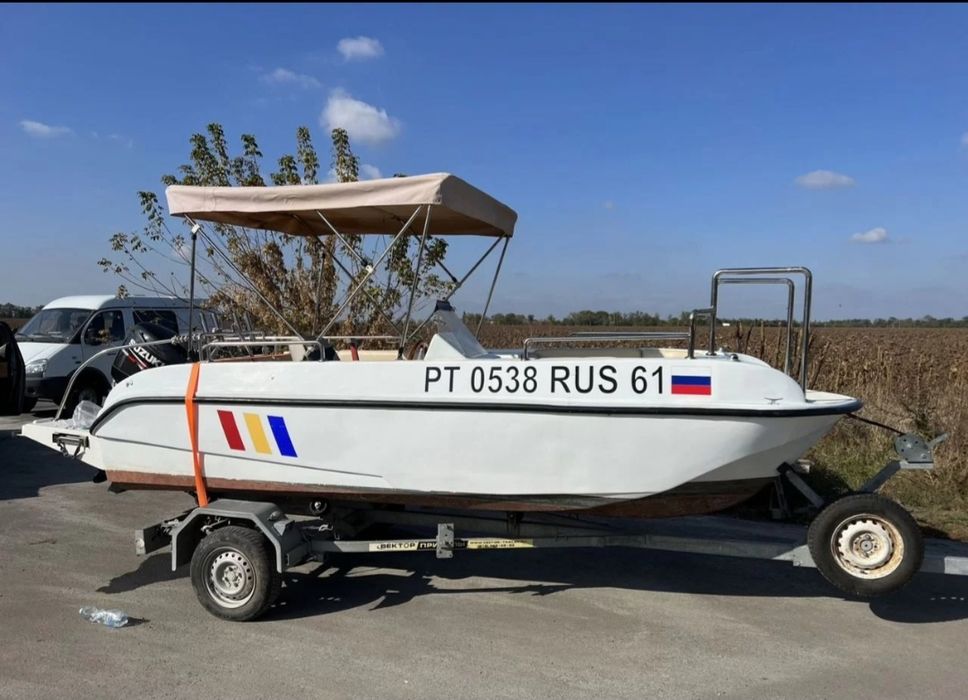 Продаётся Катер Ладожская судоверфь с мотором Suzuki 60