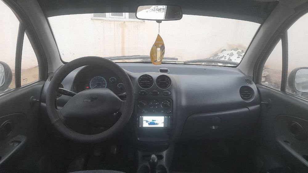 Matiz avtomishina sotiladi