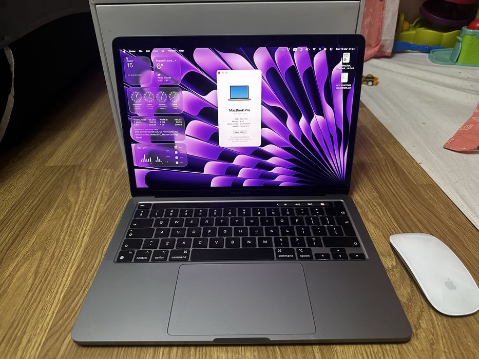 MacBook Pro 13” M2 512GB cu Mouse Apple 3 si tastatura