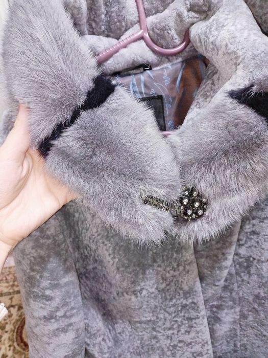 Шуба мутон продам