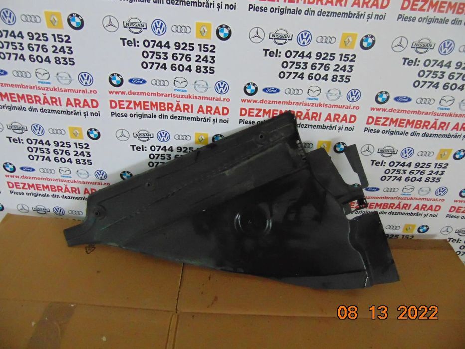 Capac panou capota stergatoare grila Bmw F20 F21 F22 F23 an 2012-2019 capace stanga dreapta