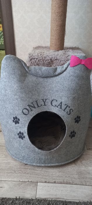 Домик для кота или маленькой собачки