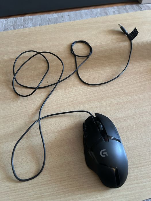 Mouse Logitech G402