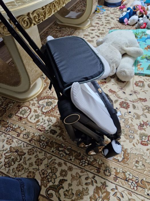 Коляска Tyni Ti.