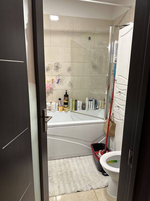 Vand apartament 2 camere
