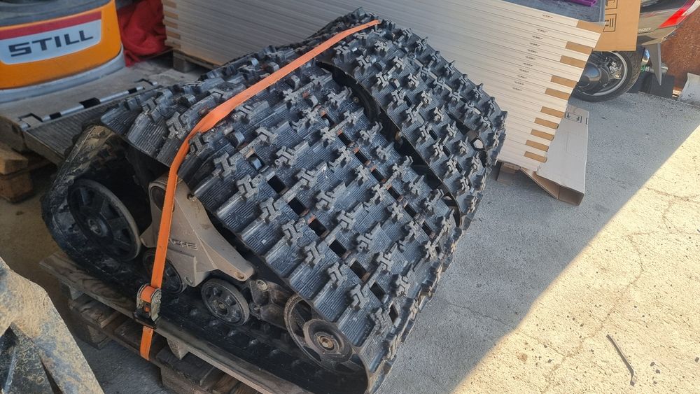 Продавам тракове за сняг за атв/утв